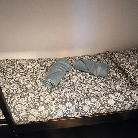 Chez Camille Cosy, Parking Gratuit Terrasse Διαμέρισμα Λούρδη