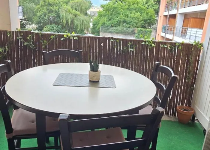 Chez Camille Cosy, Parking Gratuit Terrasse * ルルド